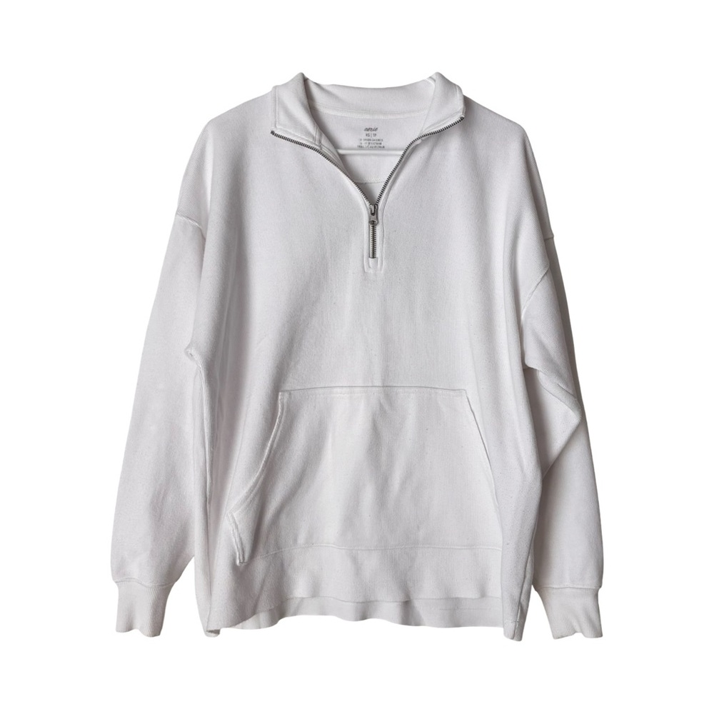 aerie quarter zip sweater in white color with front pocket